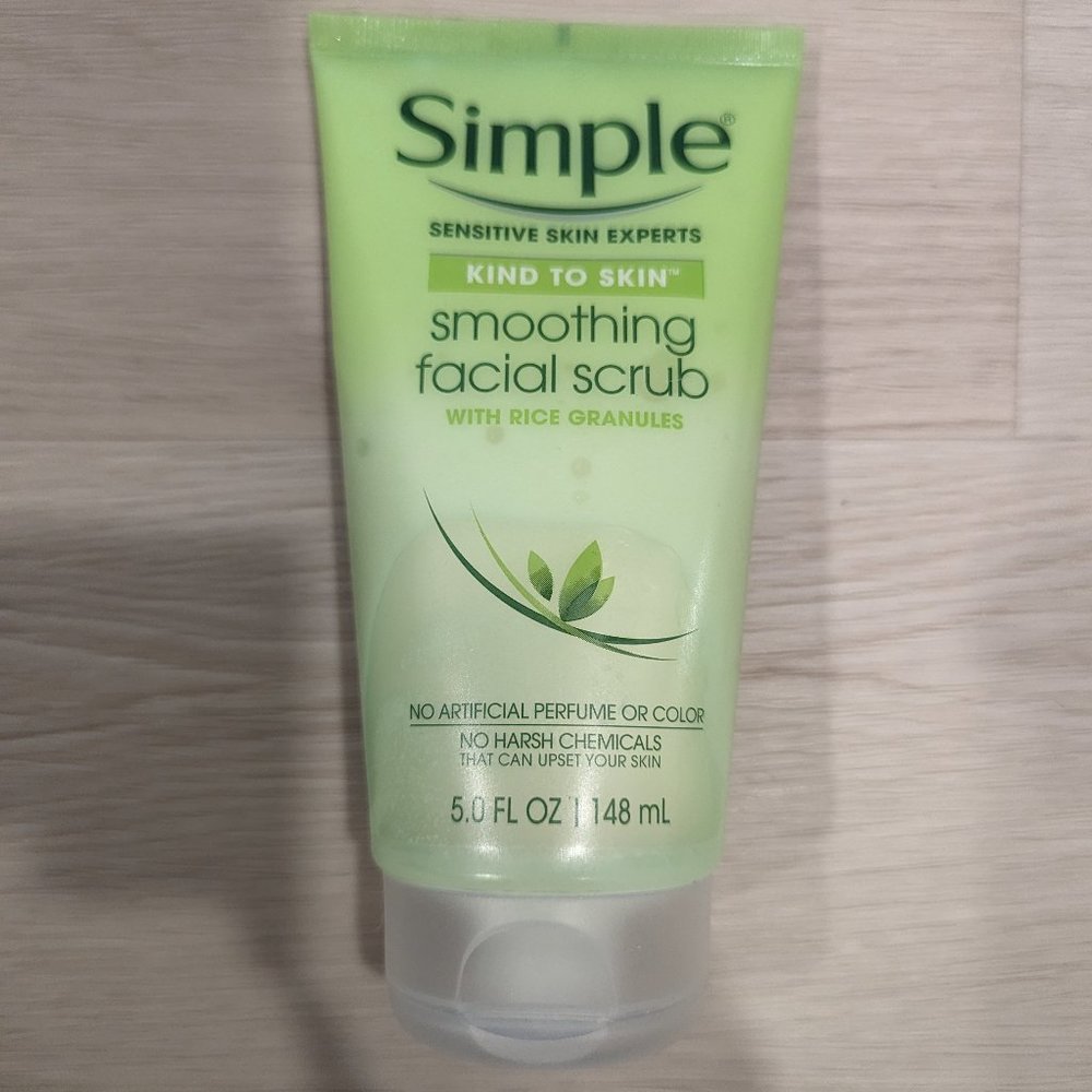 Simple Kind To Skin Soothing Face Scrub